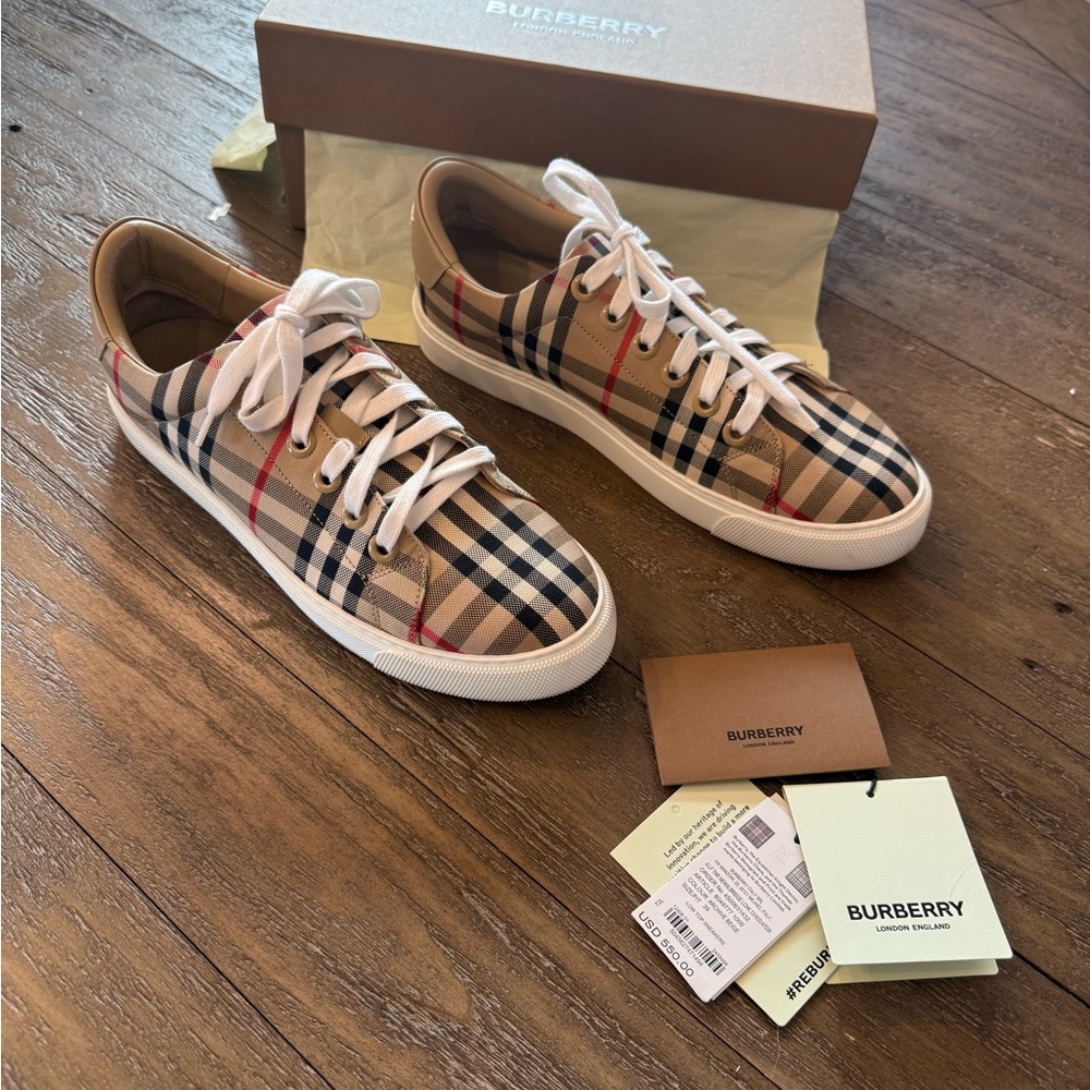 Burberry Plaid Low-Top Sneakers
